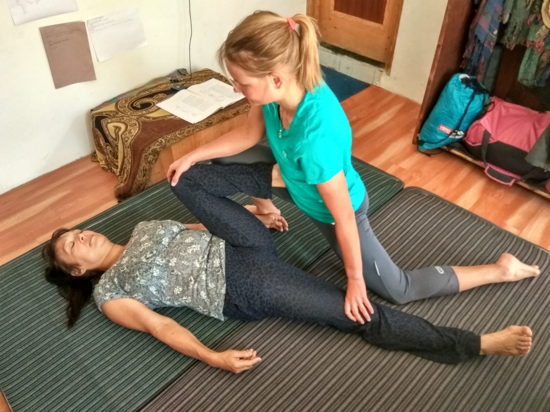 Thai Yoga Stretch - Best Massage Therapist CT
